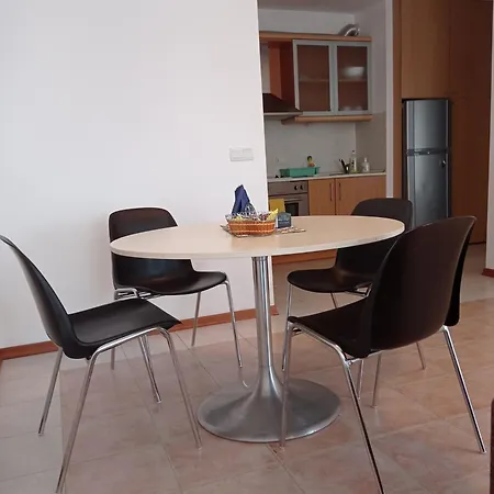 Апартамент за гости морска гледка Черноморец